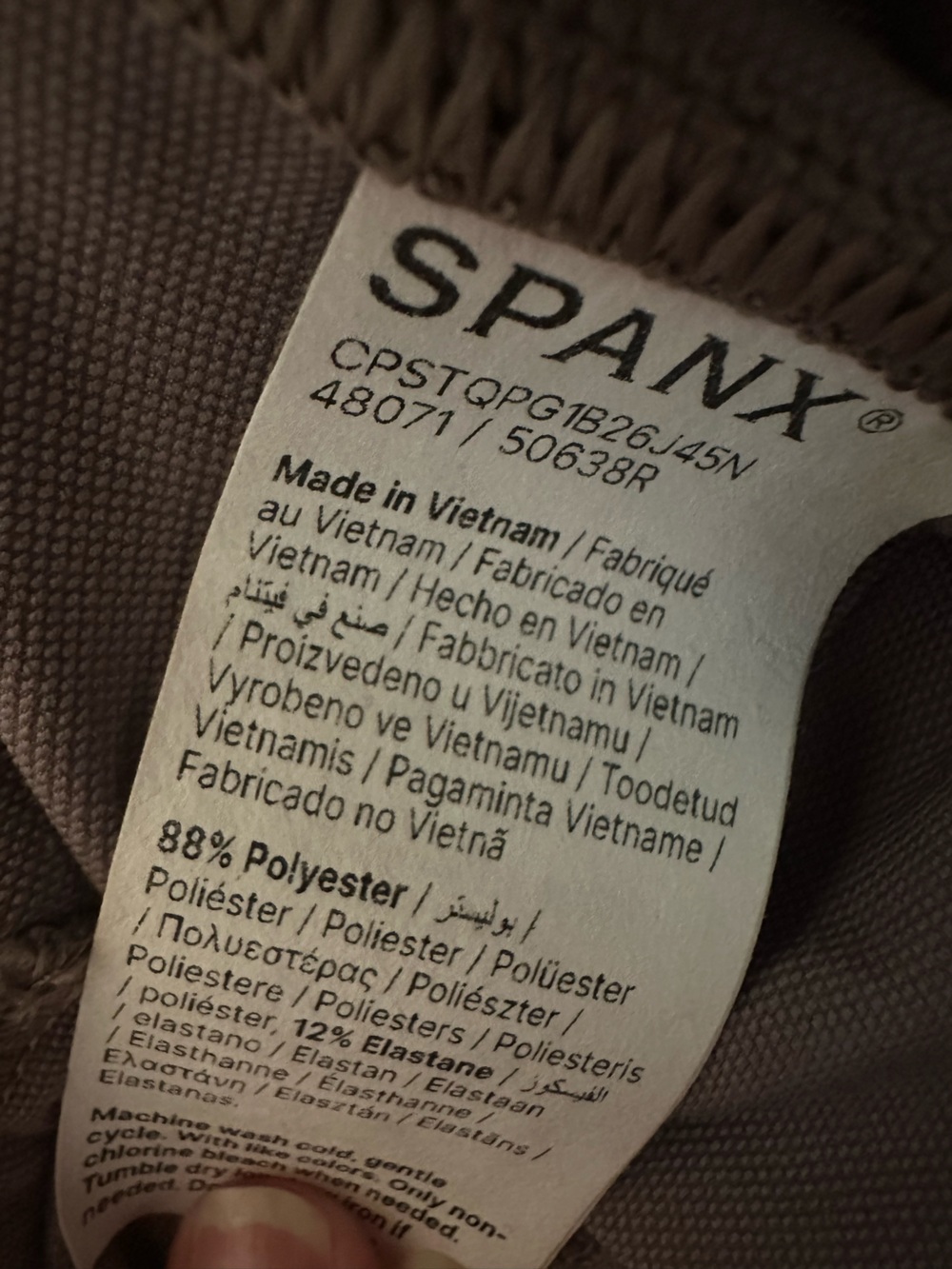 Spanx On the Move Taupe Cargo Jogger Pants - Size Medium - Picture 7 of 7